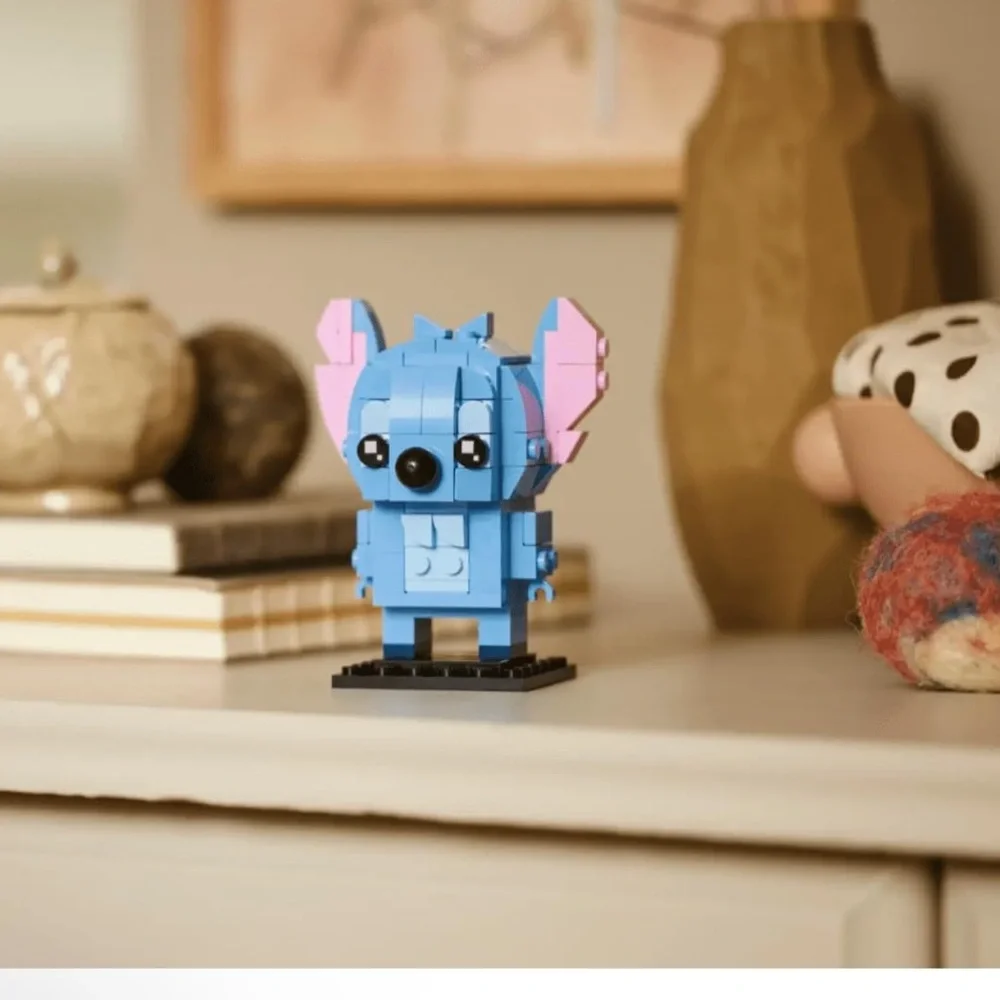 LEGO‎ BrickHeadz Stitch with Blue and Pink Pieces 152pcs  Building Toy